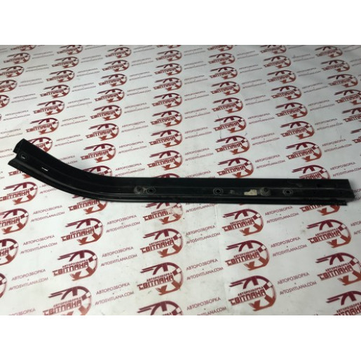 Направляюча ролика дверки права середня Citroen Berlingo 2008-2018 9033X8